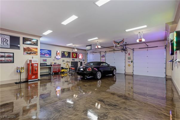 Garage, Interior, Recessed Lighting