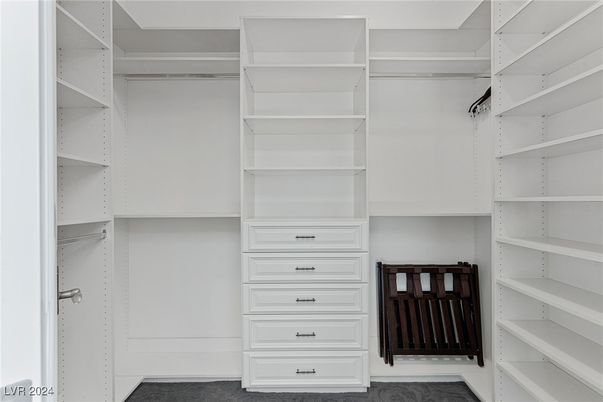 Interior, Walk-in Closets