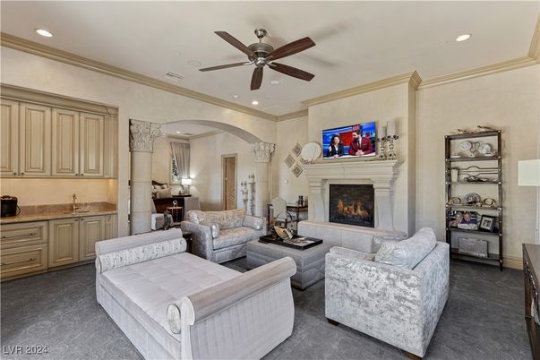 Fireplace, Interior, Living room, Recessed Lighting