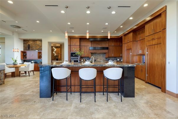 Dining room, Interior, Kitchen, Pendant Lights, Recessed Lighting, Stainless Steel Appliances, Stone Walls