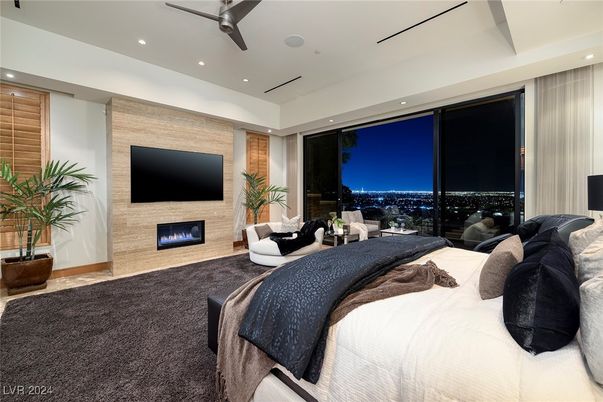 Bedroom, Fireplace, Interior, Recessed Lighting