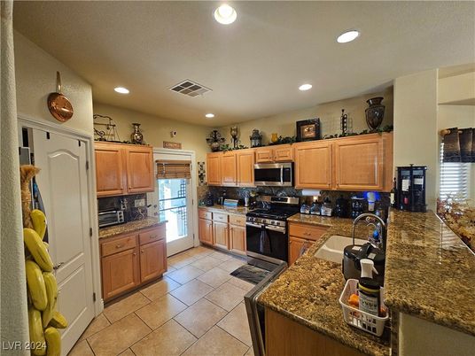 Interior, Kitchen, Recessed Lighting