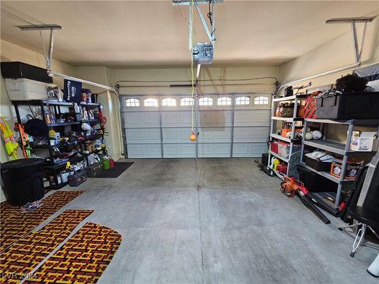 Garage, Interior