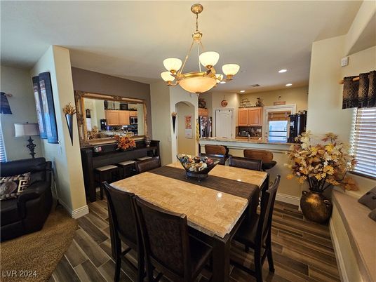 Dining room, Interior, Kitchen, Pendant Lights, Recessed Lighting, Wood Texture Flooring