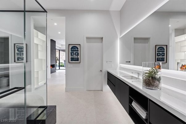 Fireplace, Interior, Recessed Lighting
