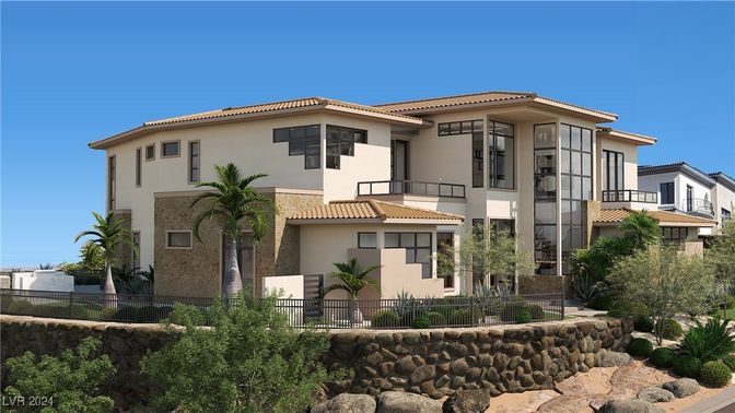 Exterior, Facade, Mediterranean