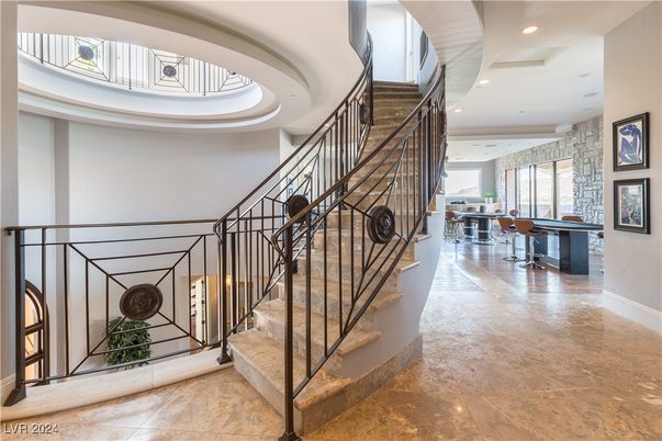 Interior, Piano, Recessed Lighting
