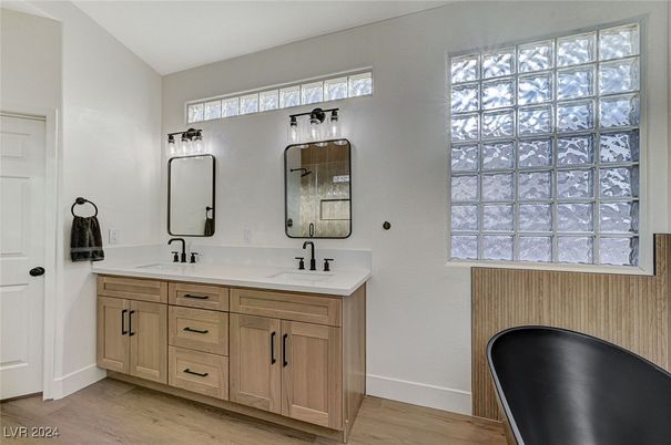 Bathroom, Dual Sink Vanities, Interior, Wood Texture Flooring