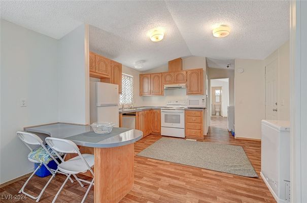 Interior, Kitchen, Wood Texture Flooring