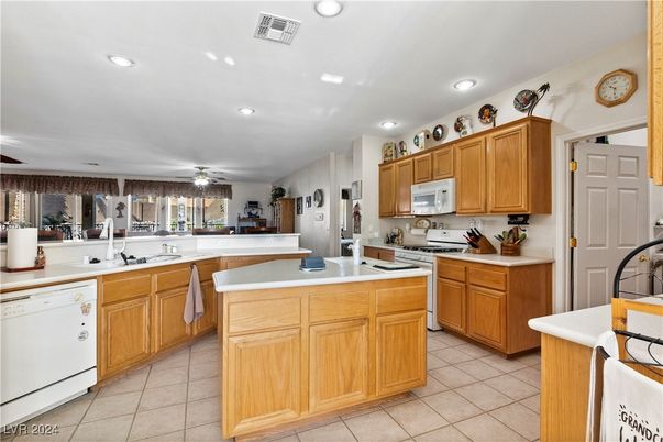 Interior, Kitchen, Recessed Lighting