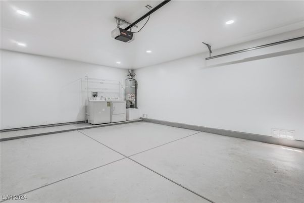 Garage, Interior, Recessed Lighting, Washer
