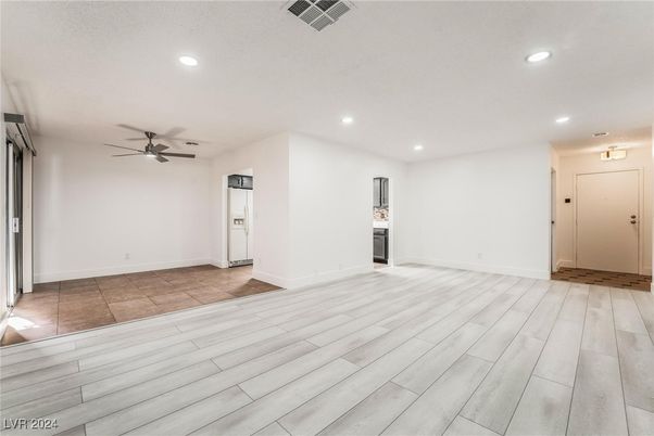 Empty room, Interior, Recessed Lighting, Wood Texture Flooring