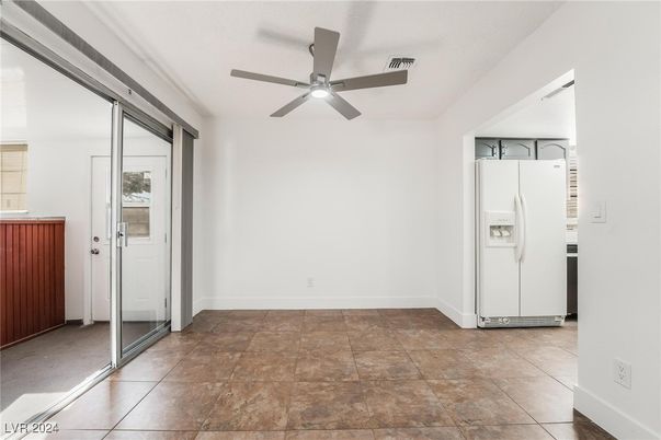 Empty room, Interior, Kitchen