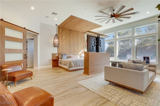 Bedroom, Interior, Living room, Pendant Lights, Recessed Lighting, Wood Texture Flooring