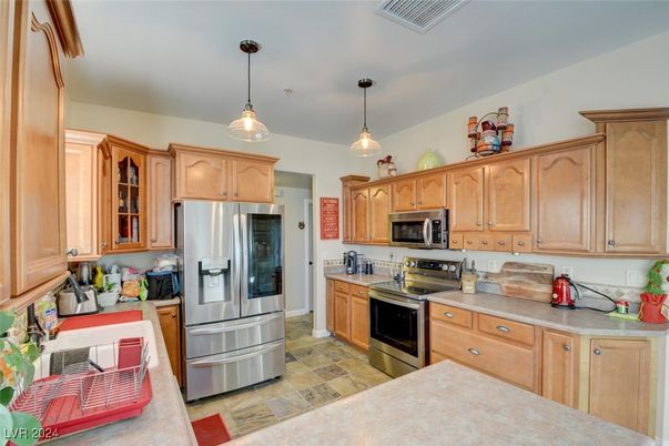 Interior, Kitchen, Pendant Lights, Stainless Steel Appliances