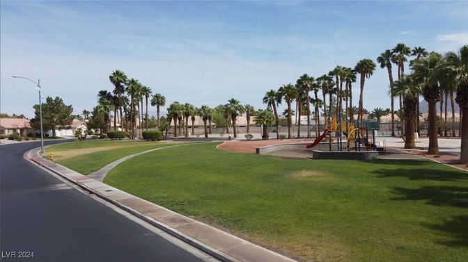 Backyard, Exterior, Playground