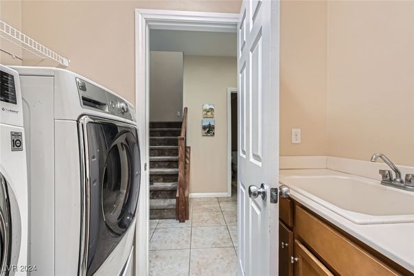 Interior, Washer
