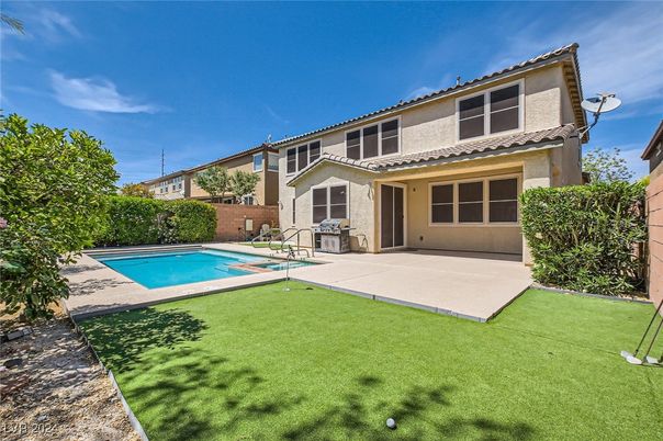 Backyard, Exterior, Pool