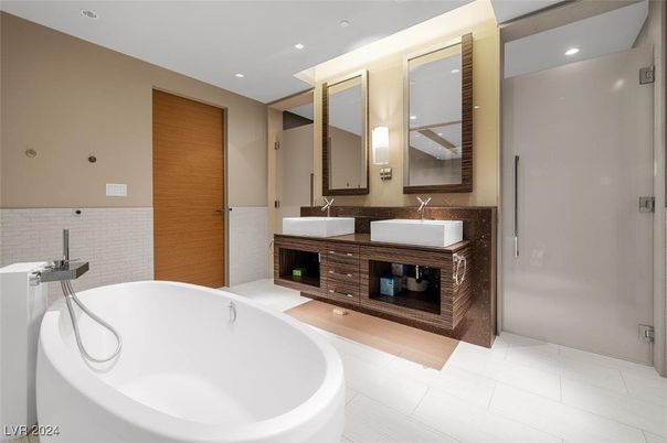 Bathroom, Dual Sink Vanities, Free Standing Baths, Glass Shower, Interior, Recessed Lighting