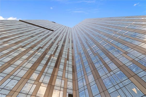 Exterior, Facade, Highrise