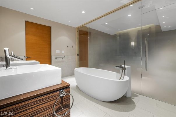 Bathroom, Free Standing Baths, Glass Shower, Interior, Recessed Lighting