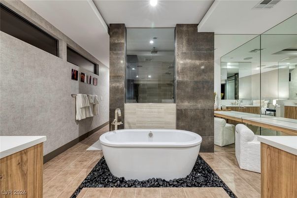 Bathroom, Free Standing Baths, Glass Shower, Interior, Recessed Lighting