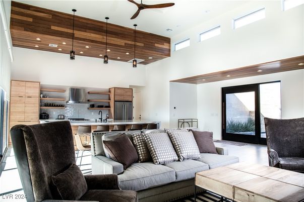 Interior, Kitchen, Living room, Pendant Lights, Recessed Lighting, Stainless Steel Appliances, Wooden Ceilings