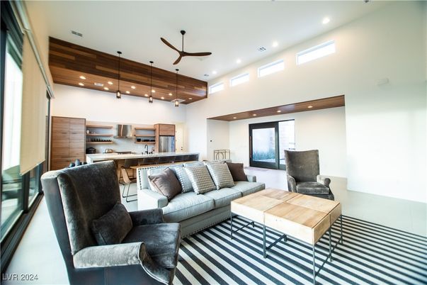 Interior, Kitchen, Living room, Pendant Lights, Recessed Lighting, Stainless Steel Appliances, Wooden Ceilings