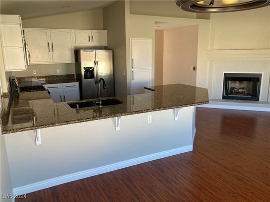 Fireplace, Interior, Kitchen, Wood Texture Flooring