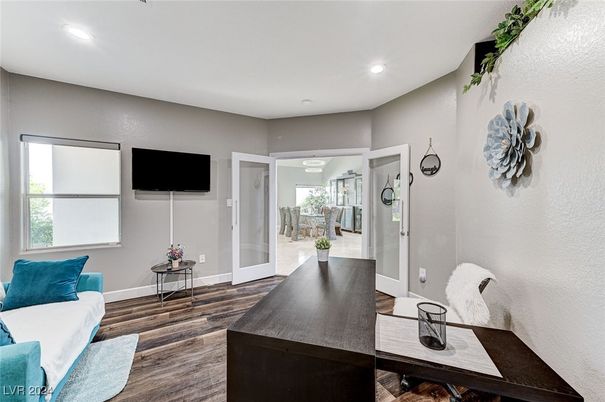 Home Office, Interior, Recessed Lighting, Wood Texture Flooring