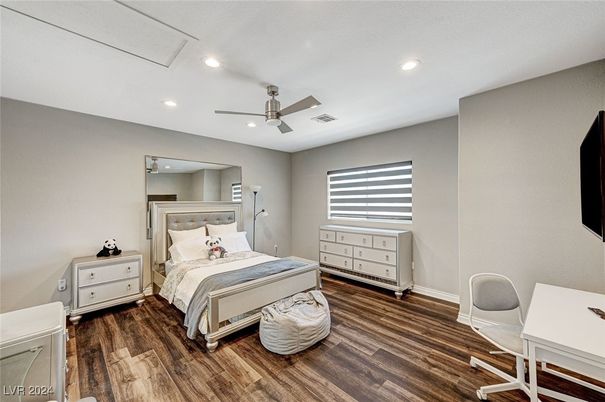 Bedroom, Interior, Recessed Lighting, Wood Texture Flooring