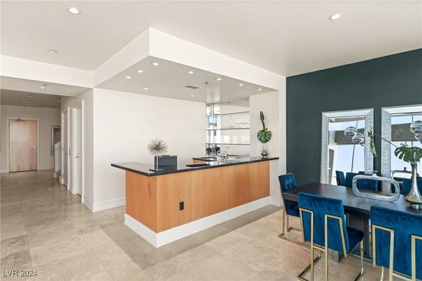 Dining room, Interior, Recessed Lighting