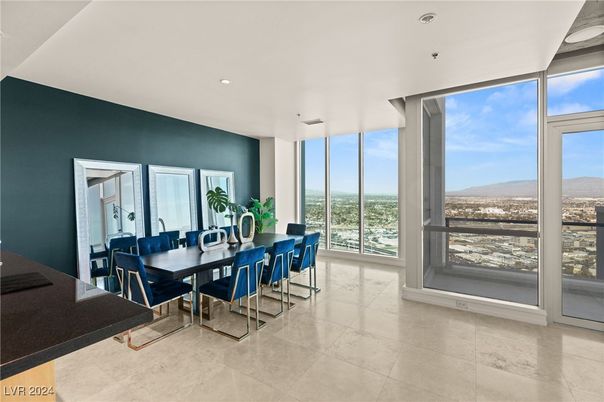 Dining room, Interior, Recessed Lighting