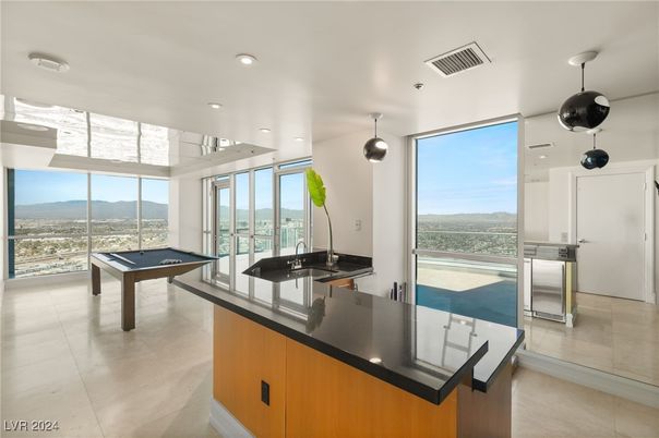 Billiard Table, Game Room, Interior, Kitchen, Pendant Lights, Recessed Lighting