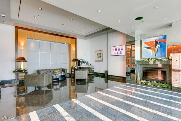 Fireplace, Interior, Recessed Lighting
