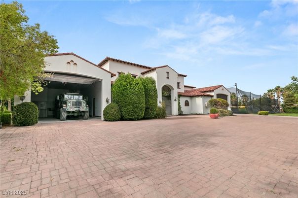 Backyard, Exterior, Facade, Spanish Mediterranean