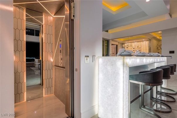 Interior, Recessed Lighting