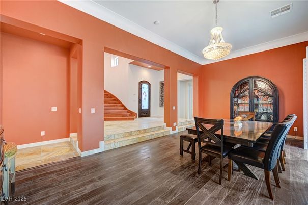 Chandelier, Dining room, Interior, Recessed Lighting, Wood Texture Flooring