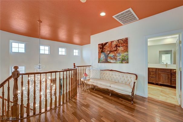 Interior, Pendant Lights, Recessed Lighting, Wood Texture Flooring