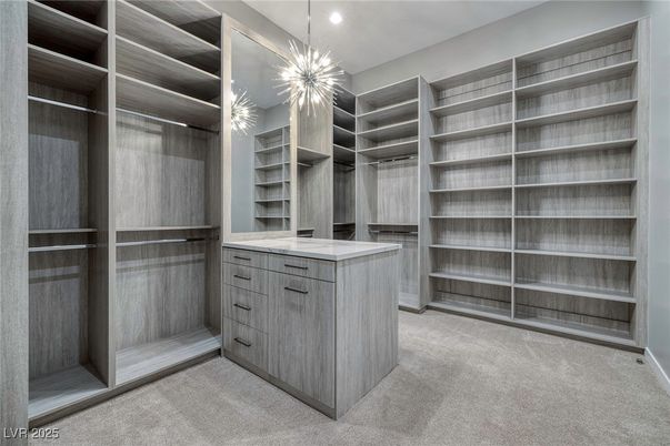Interior, Pendant Lights, Recessed Lighting, Walk-in Closets