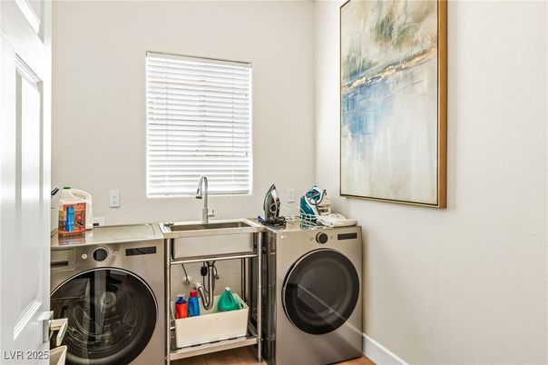 Interior, Washer