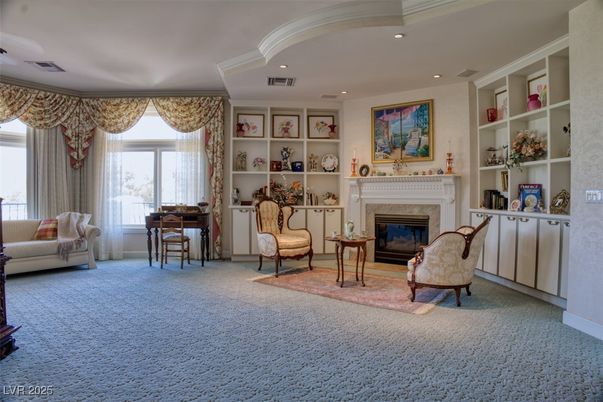 Fireplace, Interior, Recessed Lighting