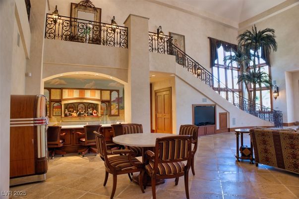Dining room, Interior, Recessed Lighting