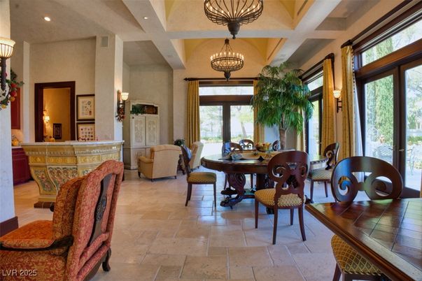 Chandelier, Dining room, Interior, Living room, Recessed Lighting