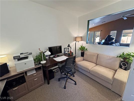 Home Office, Interior