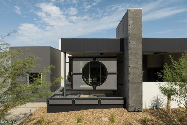 Exterior, Facade, None