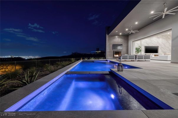 Exterior, Fireplace, Pool