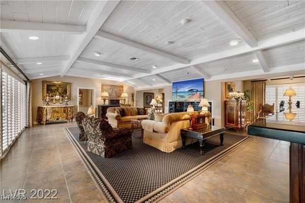 Fireplace, Interior, Living room, Recessed Lighting
