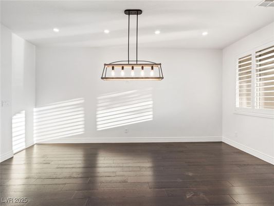 Empty room, Interior, Pendant Lights, Recessed Lighting, Wood Texture Flooring