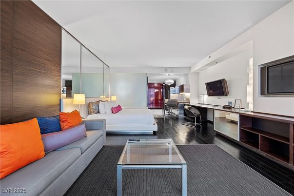 Interior, Living room, Pendant Lights, Wood Texture Flooring